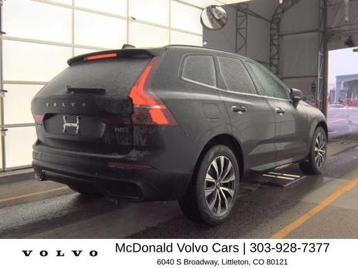 Onyx Black Metallic 2025 Volvo XC60 B5 Core