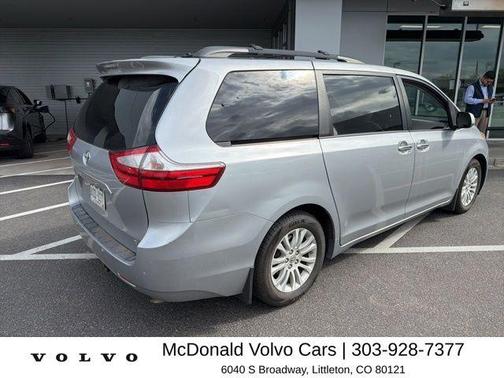 Silver Sky Metallic 2015 Toyota Sienna XLE