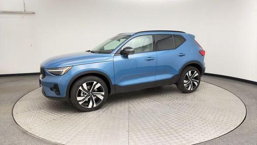 Fjord Blue Metallic 2023 Volvo XC40 B5 Ultimate Dark Theme