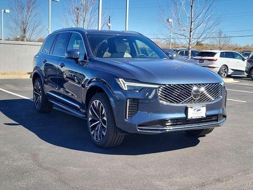 2026 Volvo XC90 B6 Plus 7-Seater