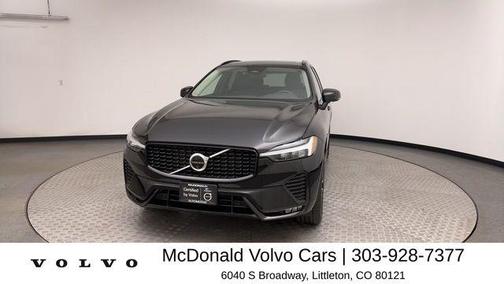 Onyx Black Metallic 2025 Volvo XC60 B5 Plus