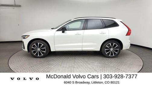 Crystal White Metallic 2025 Volvo XC60 B5 Plus