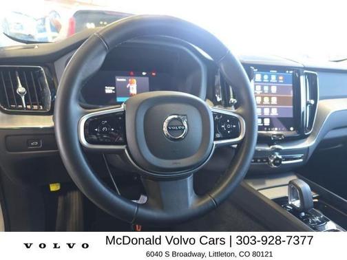 Crystal White Metallic 2025 Volvo XC60 B5 Plus