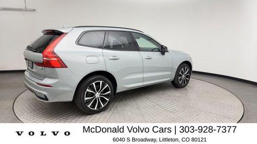 Metallic 2025 Volvo XC60 B5 Plus