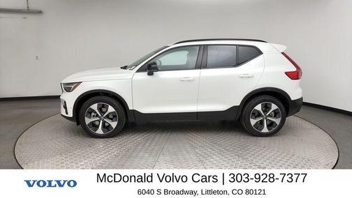 Crystal White 2026 Volvo XC40 B5 Plus
