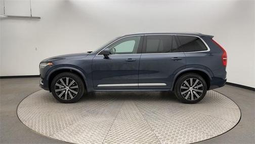 2025 Volvo XC90 B5 Core