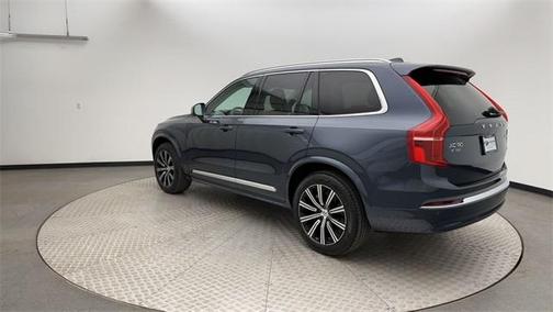 2025 Volvo XC90 B5 Core