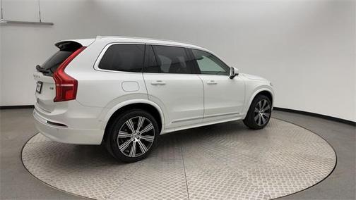 2025 Volvo XC90 B6 Ultra