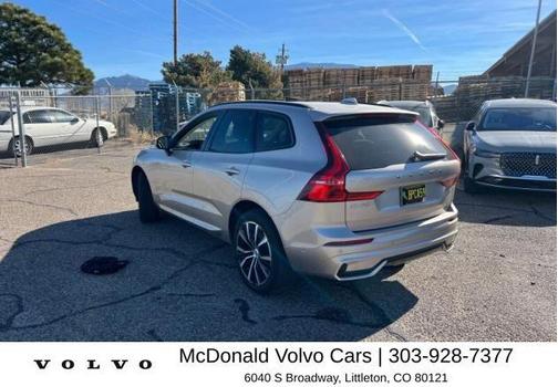 Silver 2024 Volvo XC60 B5 Plus Dark Theme
