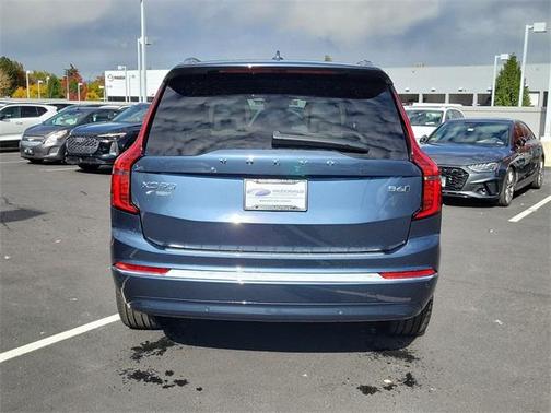 2026 Volvo XC90 B6 Plus 7-Seater