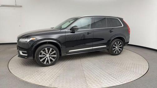 2025 Volvo XC90 B5 Plus