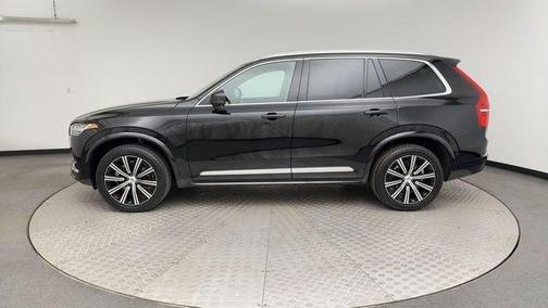 2025 Volvo XC90 B5 Plus
