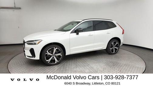 Crystal White Metallic 2023 Volvo XC60 B5 Ultimate Dark Theme