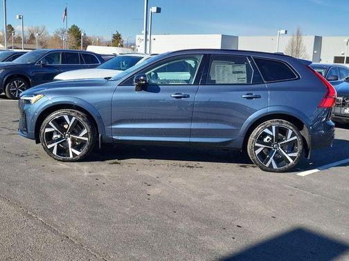 2026 Volvo XC60 B5 Ultra