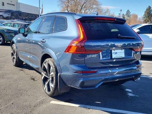 2026 Volvo XC60 B5 Ultra