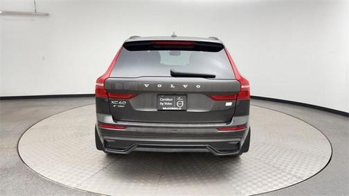 2024 Volvo XC60 Recharge Plug-In Hybrid T8 Plus Dark Theme