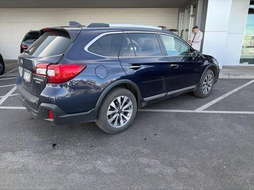 2018 Subaru Outback 3.6R Touring