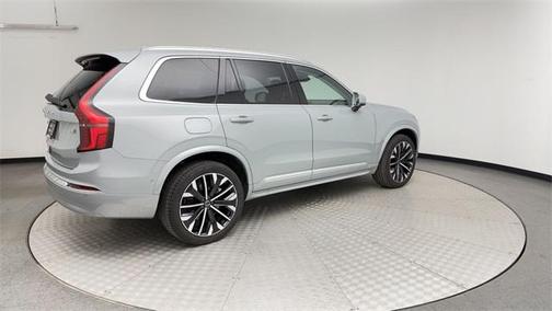 2025 Volvo XC90 B6 Plus 7-Seater