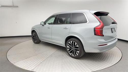 2025 Volvo XC90 B6 Plus 7-Seater