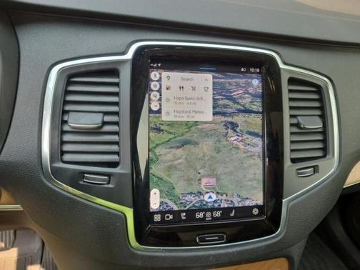 2023 Volvo XC90 B6 Core