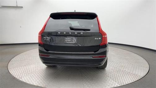 2023 Volvo XC90 B6 Core