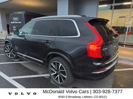 Onyx Black Metallic 2023 Volvo XC90 B5 Plus