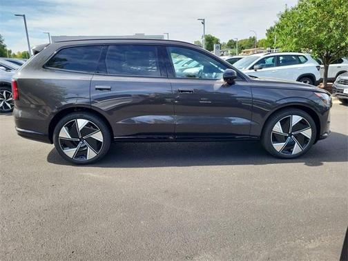 2025 Volvo EX90 Twin Motor Ultra
