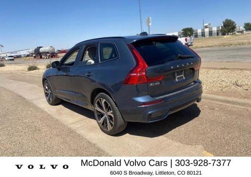 Denim Blue Metallic 2024 Volvo XC60 B5 Ultimate Dark Theme