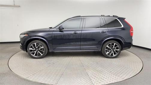 2019 Volvo XC90 T6 Momentum