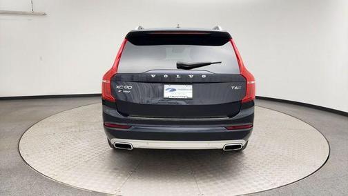 2019 Volvo XC90 T6 Momentum
