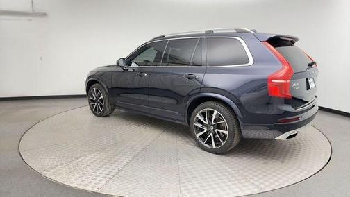 2019 Volvo XC90 T6 Momentum