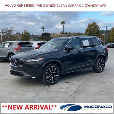 2022 Volvo XC90 T6 Momentum 7 Passenger