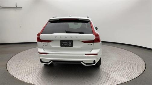 2025 Volvo XC60 B5 Plus