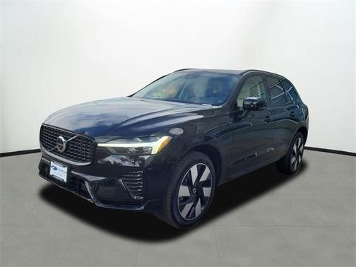 2025 Volvo XC60 Plug-In Hybrid T8 Plus