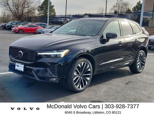 Onyx Black Metallic 2026 Volvo XC60 B5 Ultra