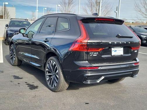 2026 Volvo XC60 B5 Ultra