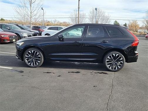 2026 Volvo XC60 B5 Ultra