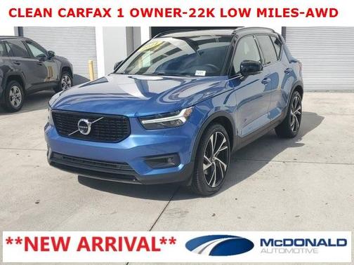 2021 Volvo XC40 T5 R-Design