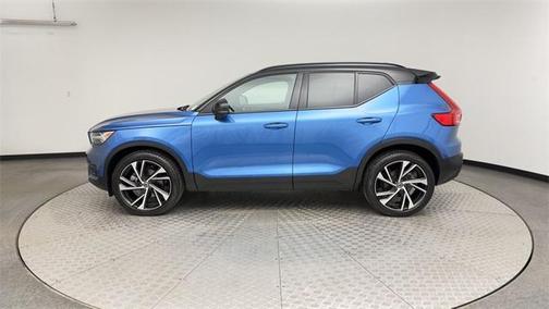 2021 Volvo XC40 T5 R-Design