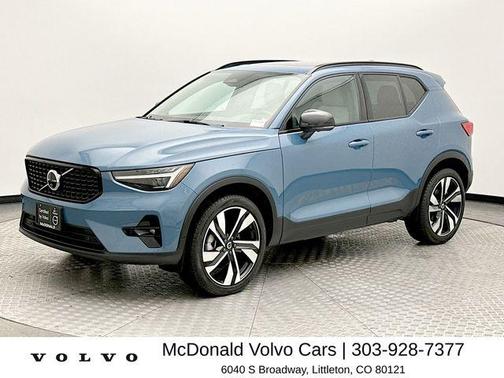 Blue Metallic 2024 Volvo XC40 B5 Plus Dark Theme