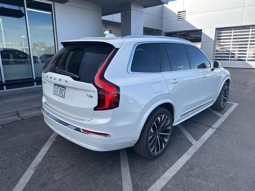 2025 Volvo XC90 Plug-In Hybrid T8 Ultra 7-Seater