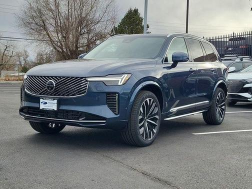 2026 Volvo XC90 B6 Plus 7-Seater