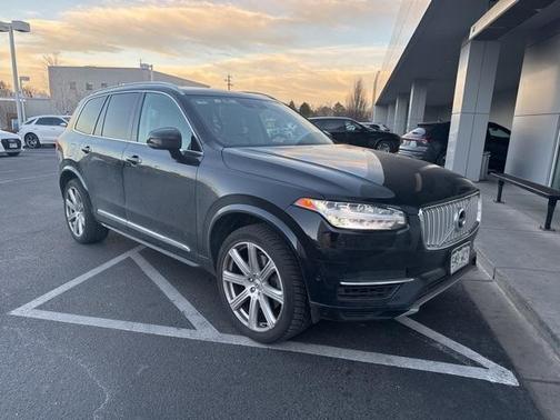 2018 Volvo XC90 Hybrid T8 Inscription
