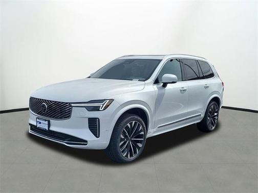 2025 Volvo XC90 B6 Plus 6-Seater
