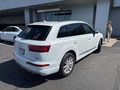 2018 Audi Q7 3.0T Premium Plus