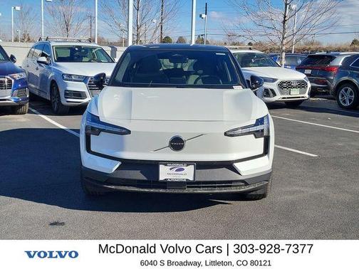 Crystal White 2026 Volvo EX30 Twin Motor Plus