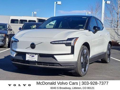 Crystal White 2026 Volvo EX30 Twin Motor Plus