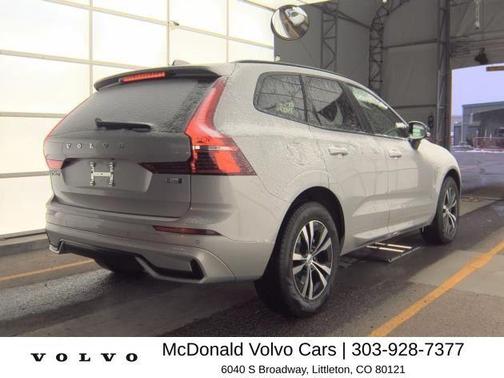 Silver 2025 Volvo XC60 B5 Core