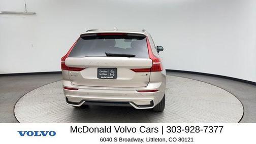 2025 Volvo XC60 B5 Core