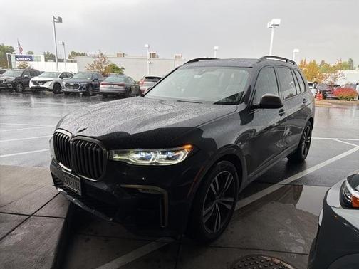2020 BMW X7 M50i